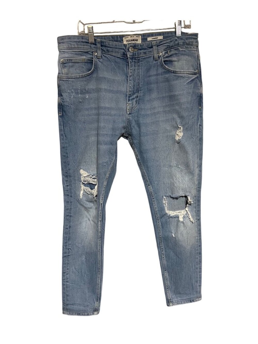 Pull & Bear Mens Carrot Fit Distressed Jeans Size 34 Light Wash Distressed Denim